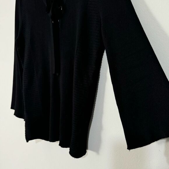 INC International Concepts Lace Up Eyelet V-Neck Ribbed Flare Sleeve Sweater XL - Picture 4 of 7